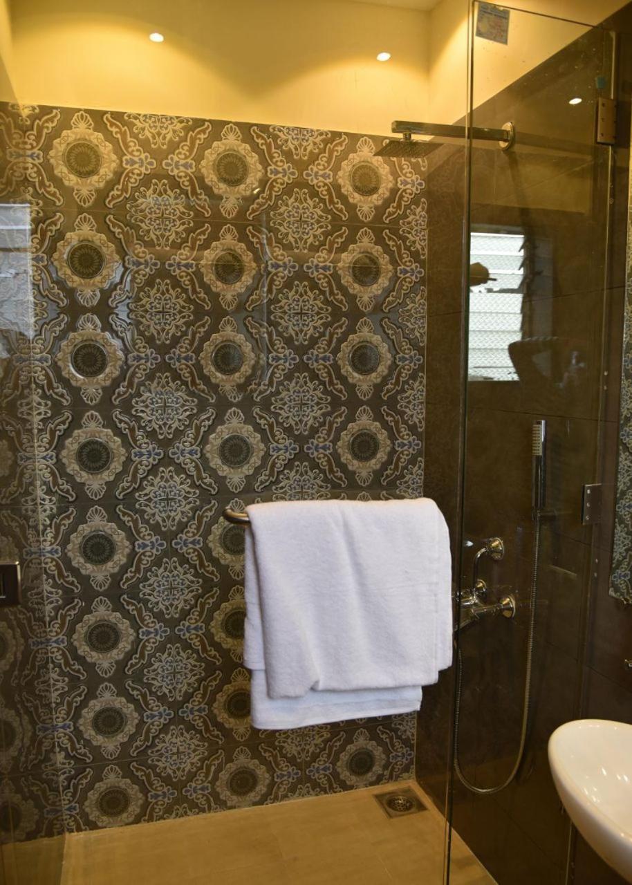 Creek Hotel - باناجي المظهر الخارجي الصورة